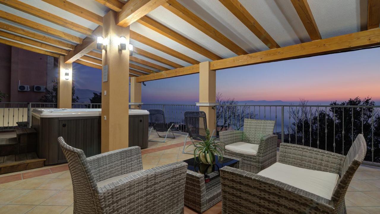 Apartments Lucia Senj 1 Exterior foto